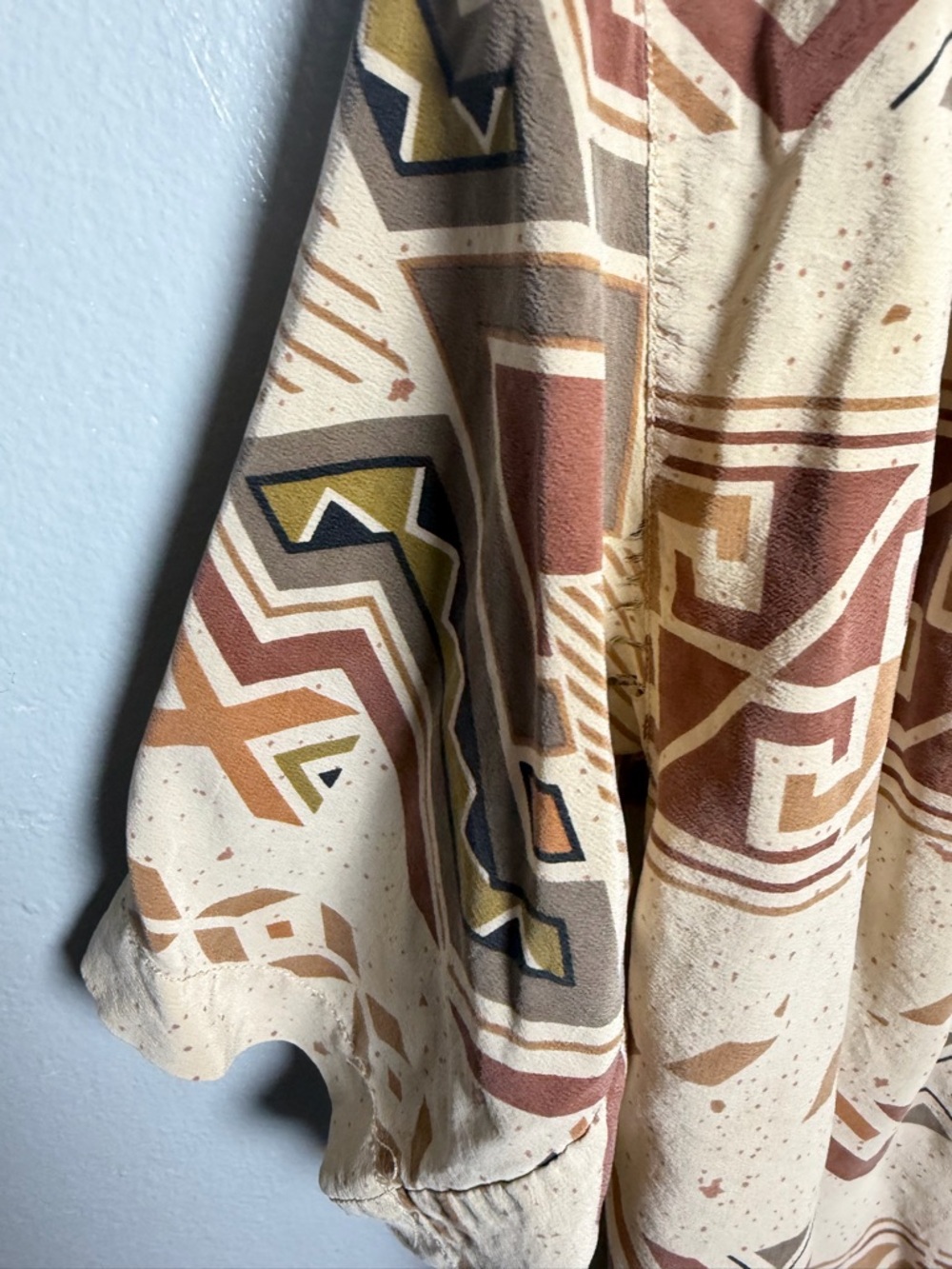 Ellen Tracy Cream & Brown Geometric Short-Sleeve Blouse 100% Silk - Picture 6 of 7